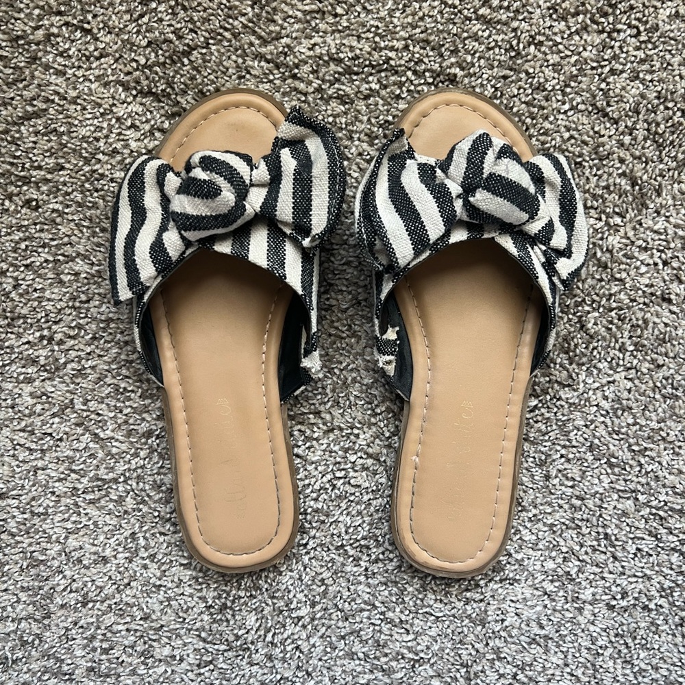Altar’d State Linen Sandals